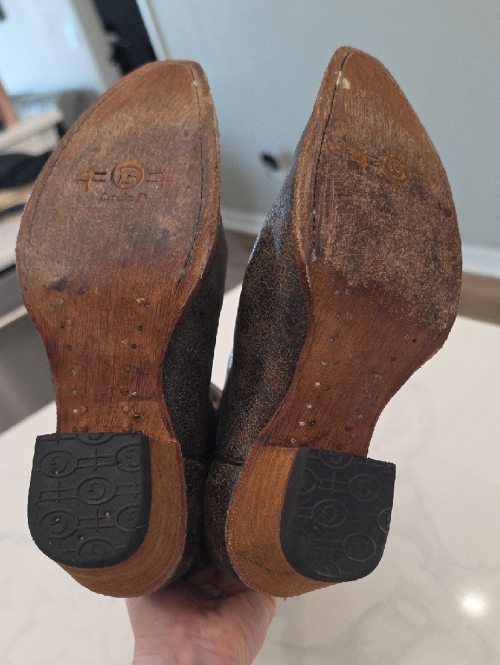 Circle G Brown Leather Western Boot - Tan Interior - Picture 4 of 6